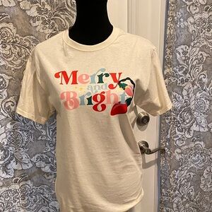 NWOT Christmas T-shirt Cream HD Cotton T-Shirt
